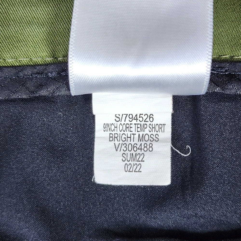 Banana Republic Core Temp Shorts Mens 35 Chino 9 Inch Bright Moss Excellent